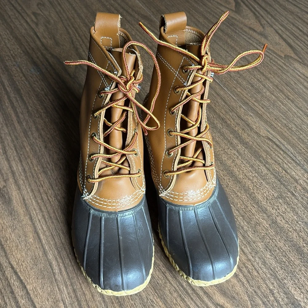 LL Bean Women's Bean Boots 8